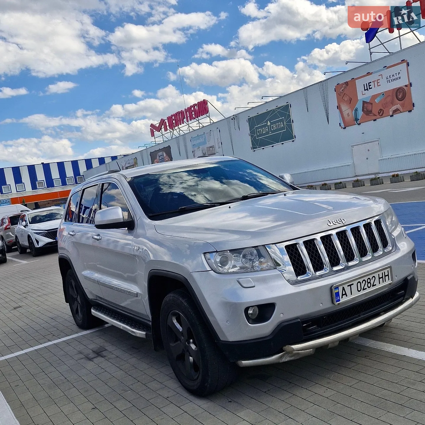 2011 Jeep Grand Cherokee - мініатюра 5