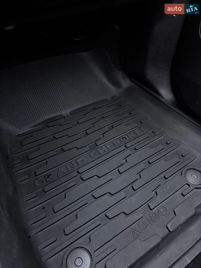 2021 Jeep Grand Cherokee - мініатюра 30