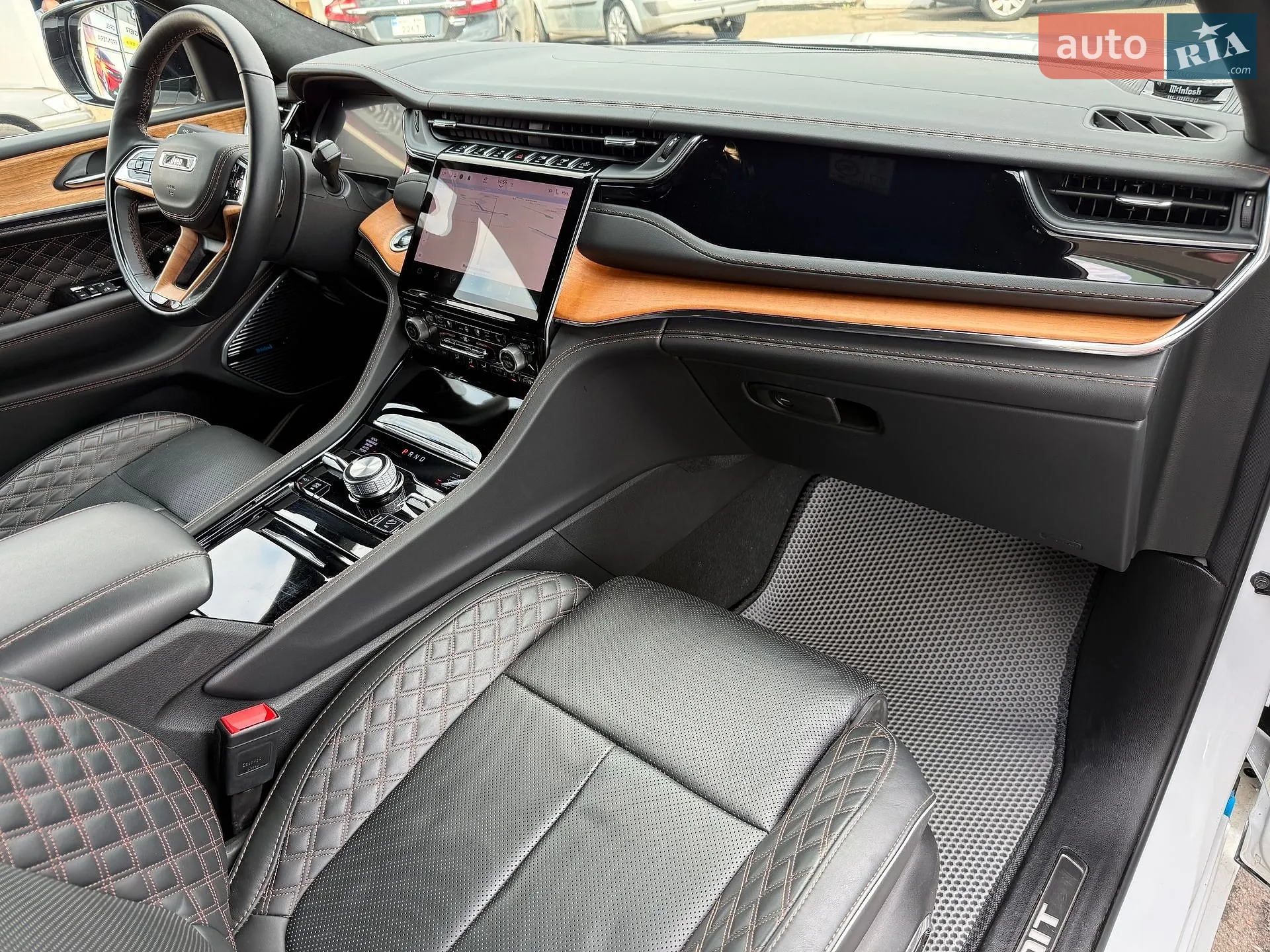 2024 Jeep Grand Cherokee - мініатюра 24