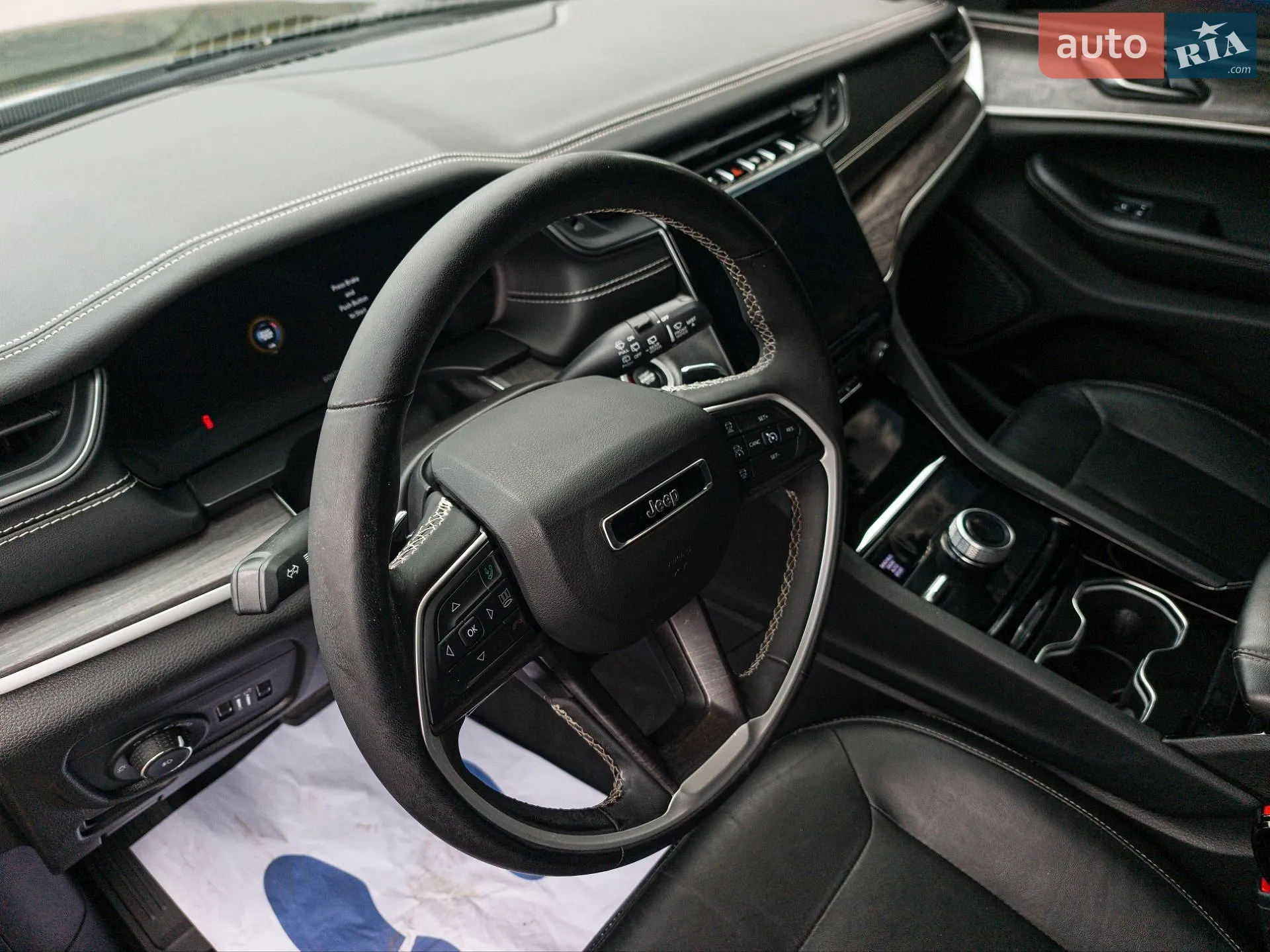 2022 Jeep Grand Cherokee - мініатюра 17