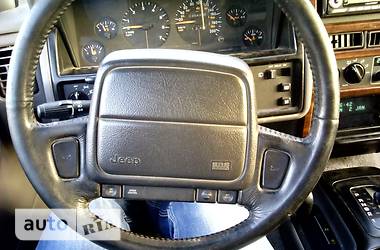 Внедорожник / Кроссовер Jeep Grand Cherokee 1994 в 