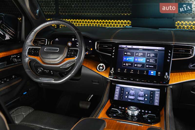 Позашляховик / Кросовер Jeep Grand Wagoneer 2022 в Луцьку