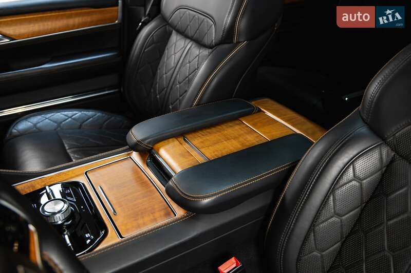 Позашляховик / Кросовер Jeep Grand Wagoneer 2022 в Луцьку