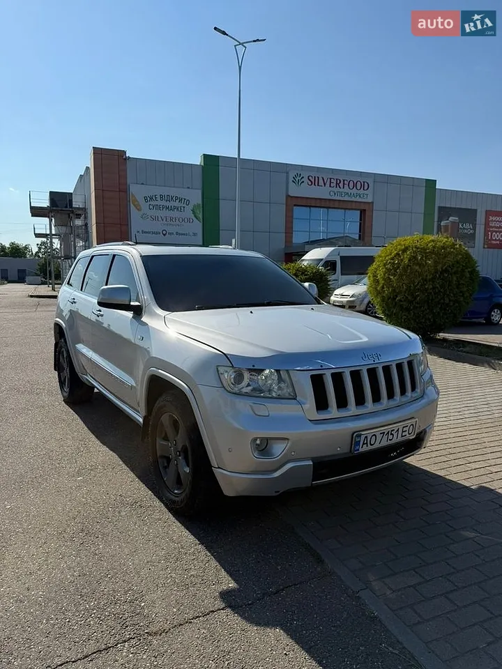 2011 Jeep Grand Cherokee - мініатюра 26