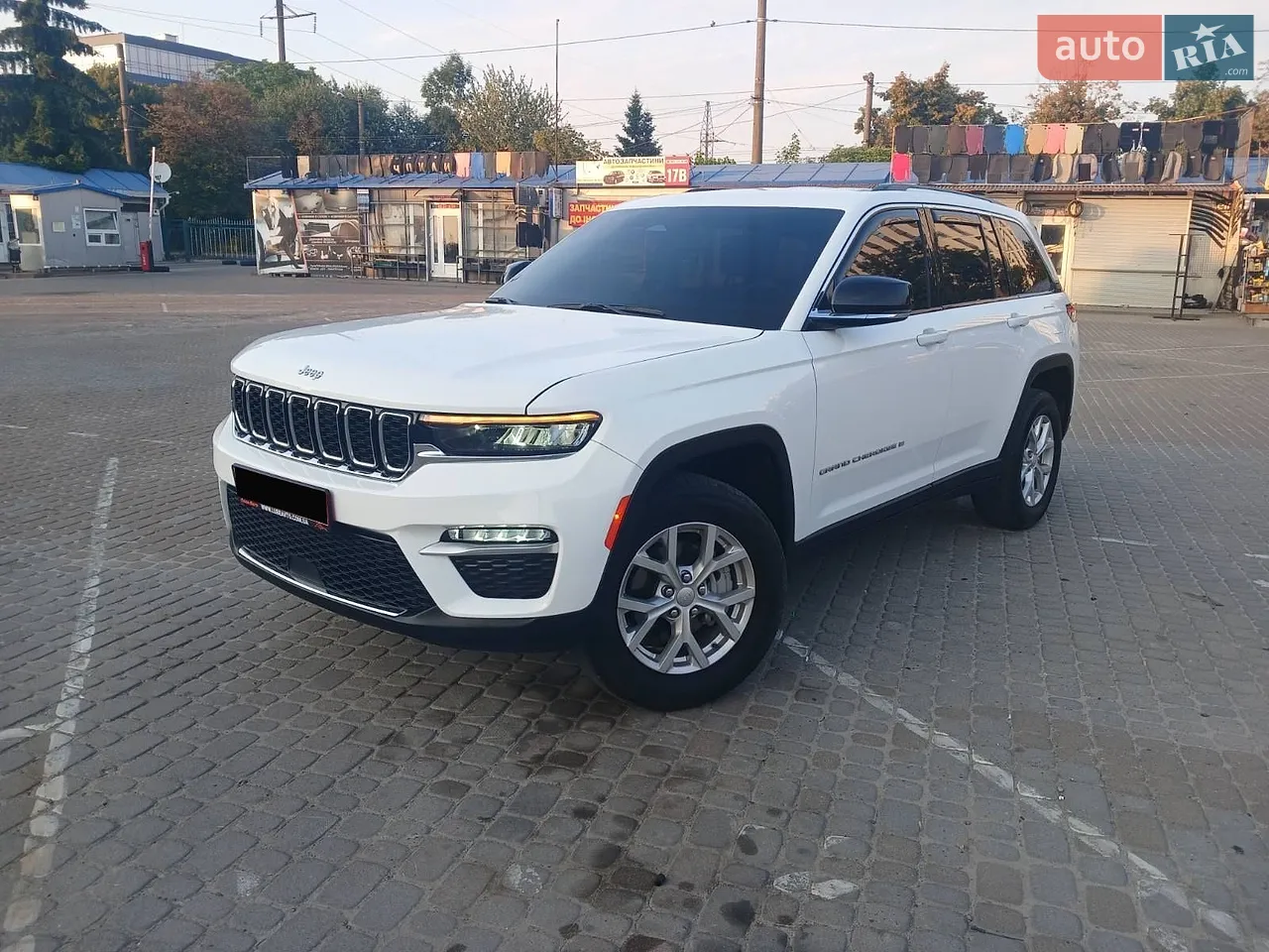 2023 Jeep Grand Cherokee - мініатюра 42