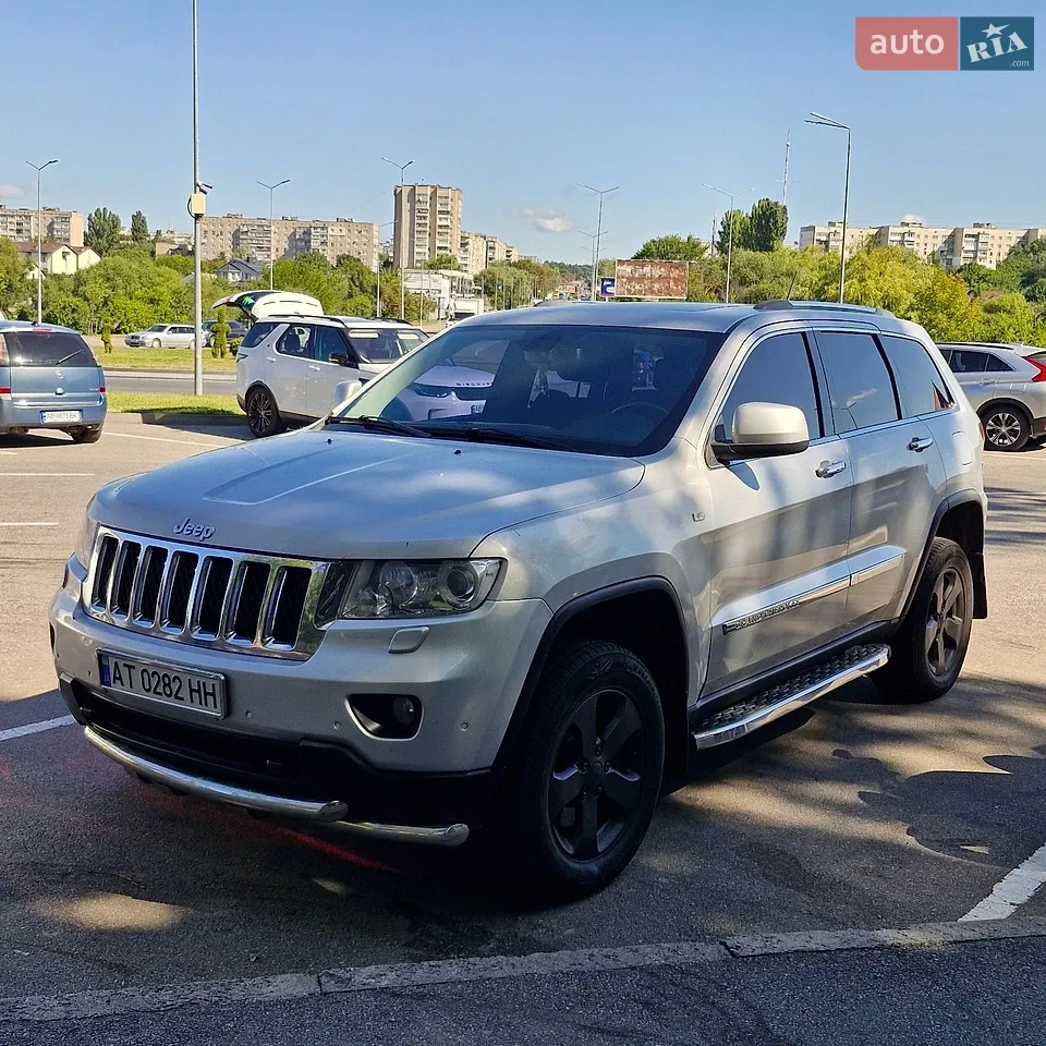 2011 Jeep Grand Cherokee - мініатюра 25
