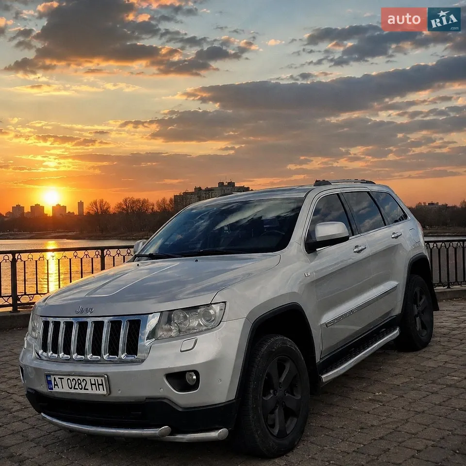 2011 Jeep Grand Cherokee - мініатюра 24
