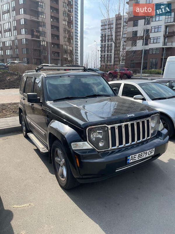 Jeep Liberty 2011