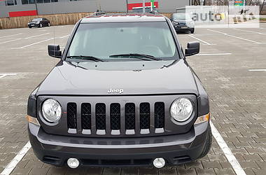Позашляховик / Кросовер Jeep Patriot 2014 в 