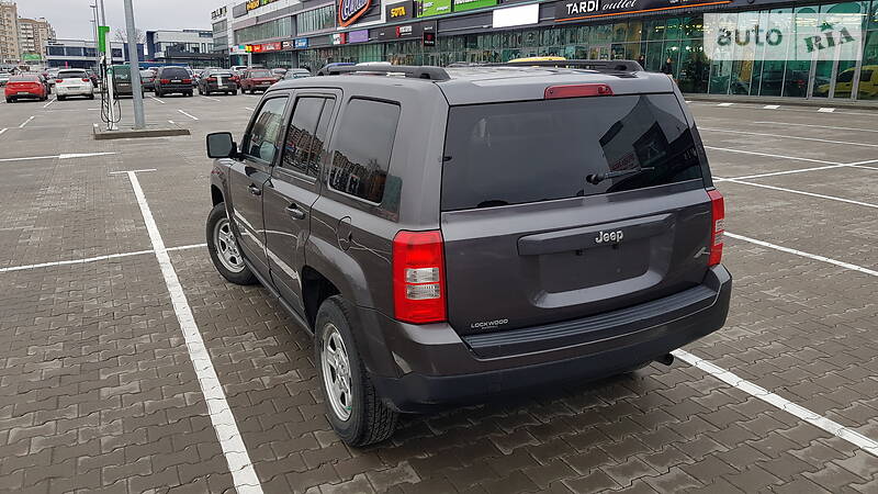 Позашляховик / Кросовер Jeep Patriot 2014 в Києві