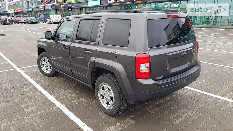 Позашляховик / Кросовер Jeep Patriot 2014 в Києві