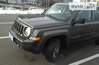 Внедорожник / Кроссовер Jeep Patriot 2015 в 