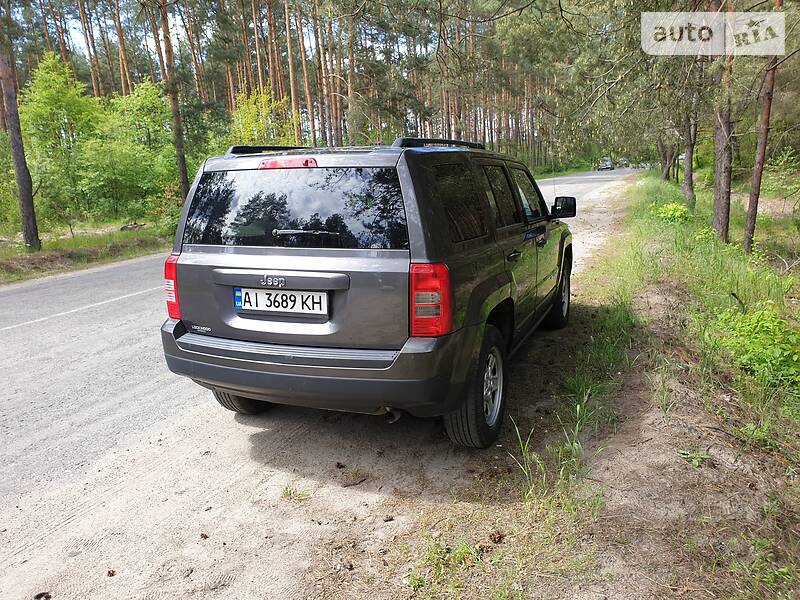Позашляховик / Кросовер Jeep Patriot 2014 в Києві