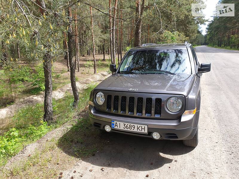 Позашляховик / Кросовер Jeep Patriot 2014 в Києві