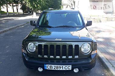 Позашляховик / Кросовер Jeep Patriot 2015 в 