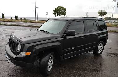 Внедорожник / Кроссовер Jeep Patriot 2015 в Черкассах