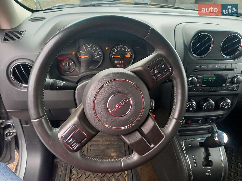 Внедорожник / Кроссовер Jeep Patriot 2015 в Черкассах