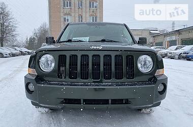 Внедорожник / Кроссовер Jeep Patriot 2010 в Львове