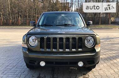 Внедорожник / Кроссовер Jeep Patriot 2015 в Львове