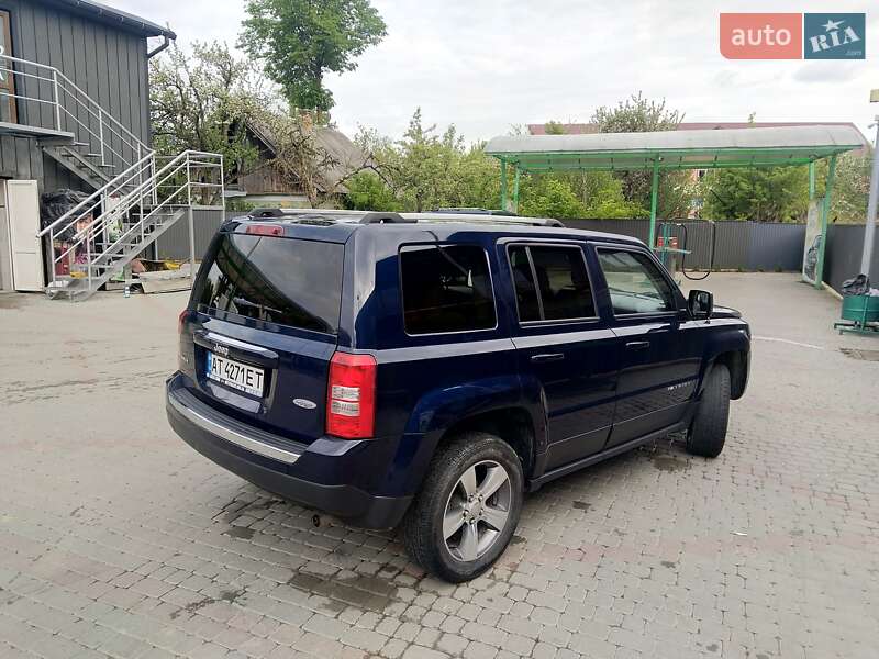 Внедорожник / Кроссовер Jeep Patriot 2016 в Надворной