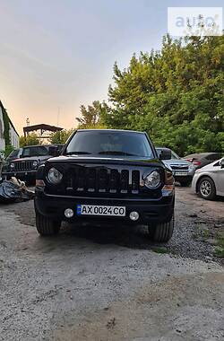 Позашляховик / Кросовер Jeep Patriot 2016 в Харкові