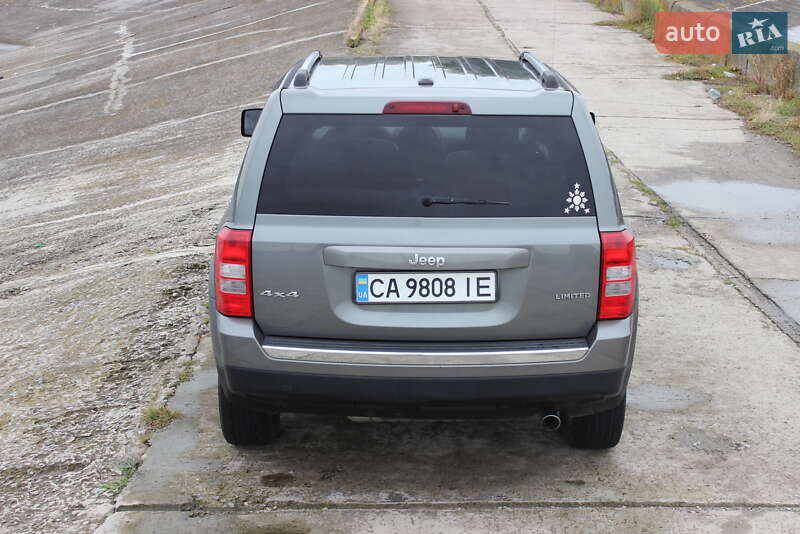 Внедорожник / Кроссовер Jeep Patriot 2011 в Каневе