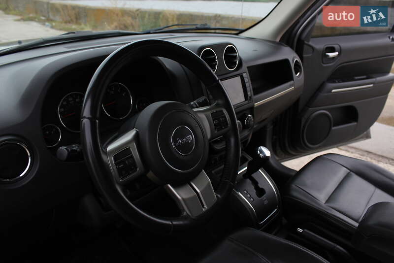 Внедорожник / Кроссовер Jeep Patriot 2011 в Каневе