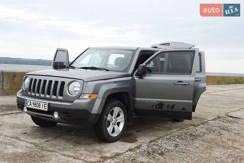 Внедорожник / Кроссовер Jeep Patriot 2011 в Каневе