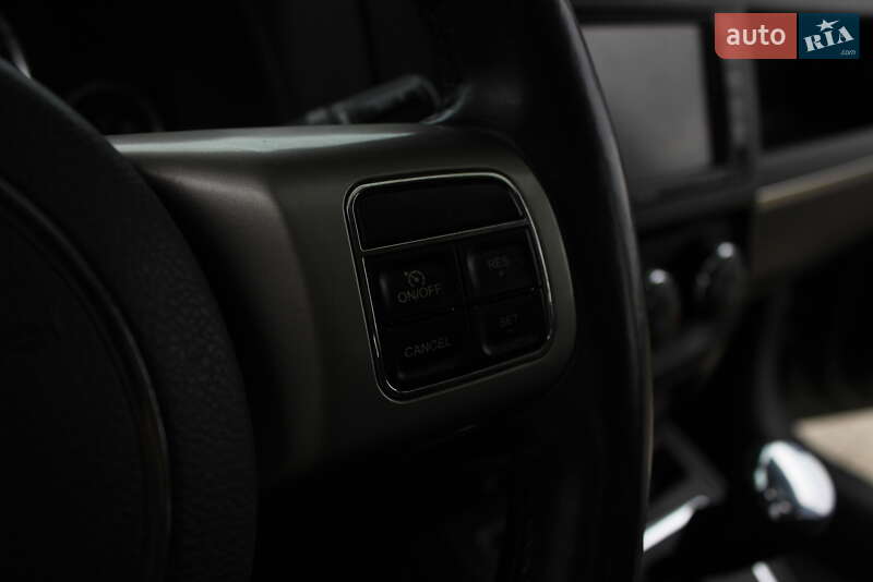 Внедорожник / Кроссовер Jeep Patriot 2011 в Каневе