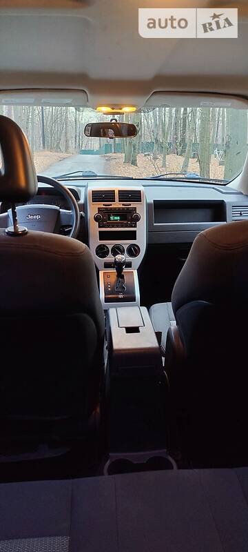 Позашляховик / Кросовер Jeep Patriot 2008 в Ужгороді
