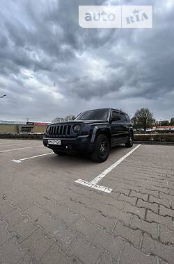 Позашляховик / Кросовер Jeep Patriot 2014 в Житомирі