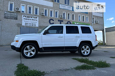 Внедорожник / Кроссовер Jeep Patriot 2014 в Харькове