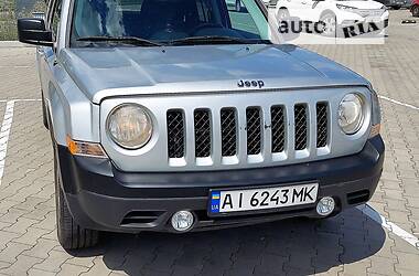 Позашляховик / Кросовер Jeep Patriot 2013 в Києві