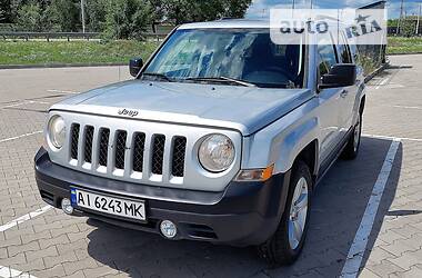 Позашляховик / Кросовер Jeep Patriot 2013 в Києві