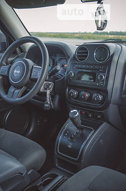 Внедорожник / Кроссовер Jeep Patriot 2015 в 