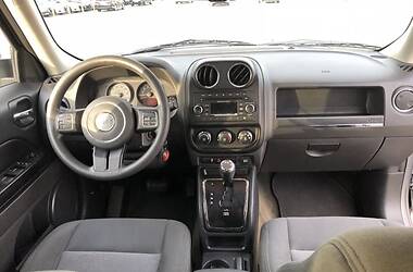 Внедорожник / Кроссовер Jeep Patriot 2016 в Славском