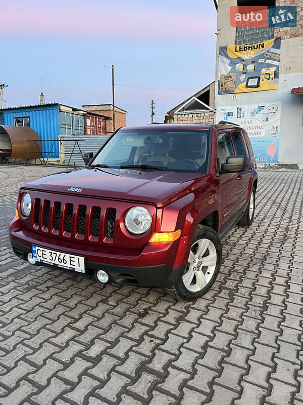 Позашляховик / Кросовер Jeep Patriot 2015 в Сокирянах