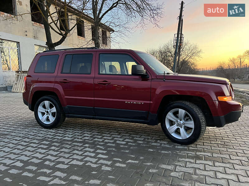 Позашляховик / Кросовер Jeep Patriot 2015 в Сокирянах