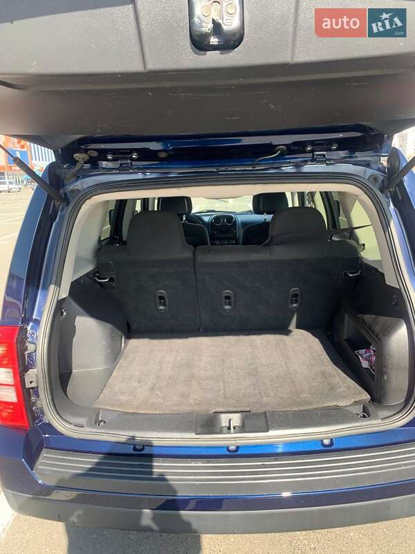 Позашляховик / Кросовер Jeep Patriot 2016 в Києві