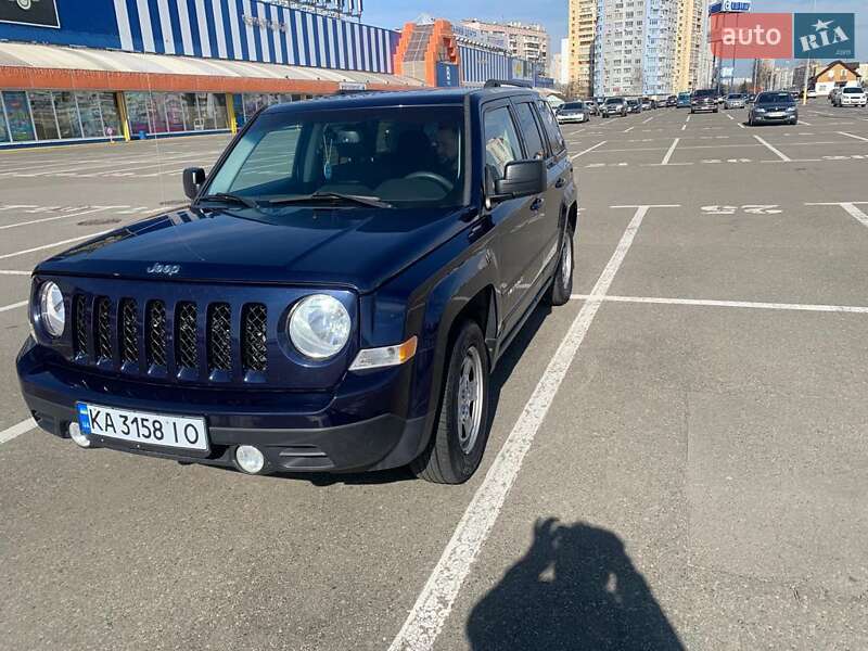 Позашляховик / Кросовер Jeep Patriot 2016 в Києві