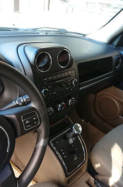 Внедорожник / Кроссовер Jeep Patriot 2015 в 