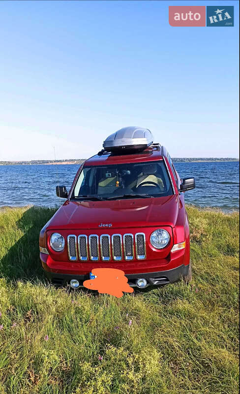 Позашляховик / Кросовер Jeep Patriot 2015 в Овідіополі
