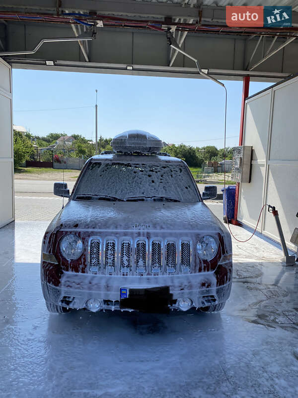 Позашляховик / Кросовер Jeep Patriot 2015 в Овідіополі