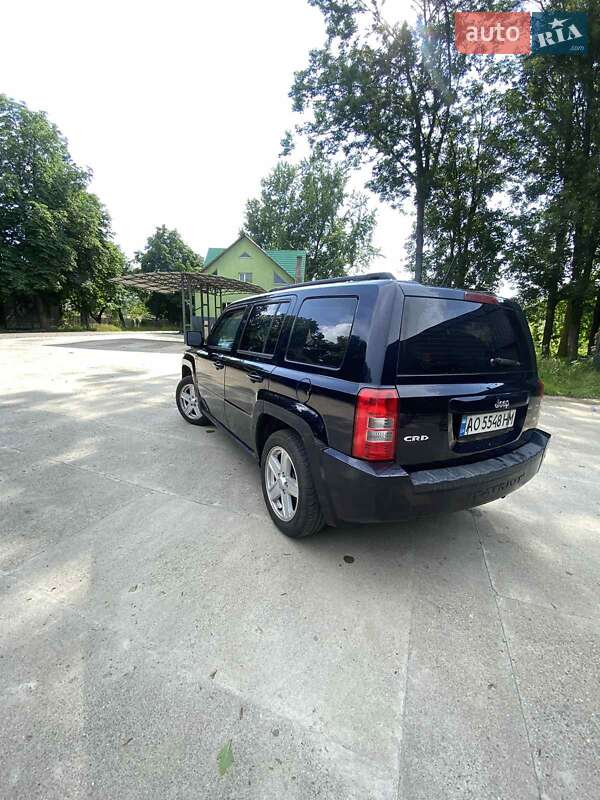 Позашляховик / Кросовер Jeep Patriot 2010 в Тячеві