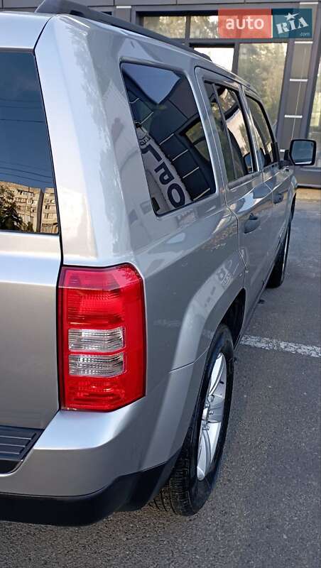 Позашляховик / Кросовер Jeep Patriot 2014 в Одесі