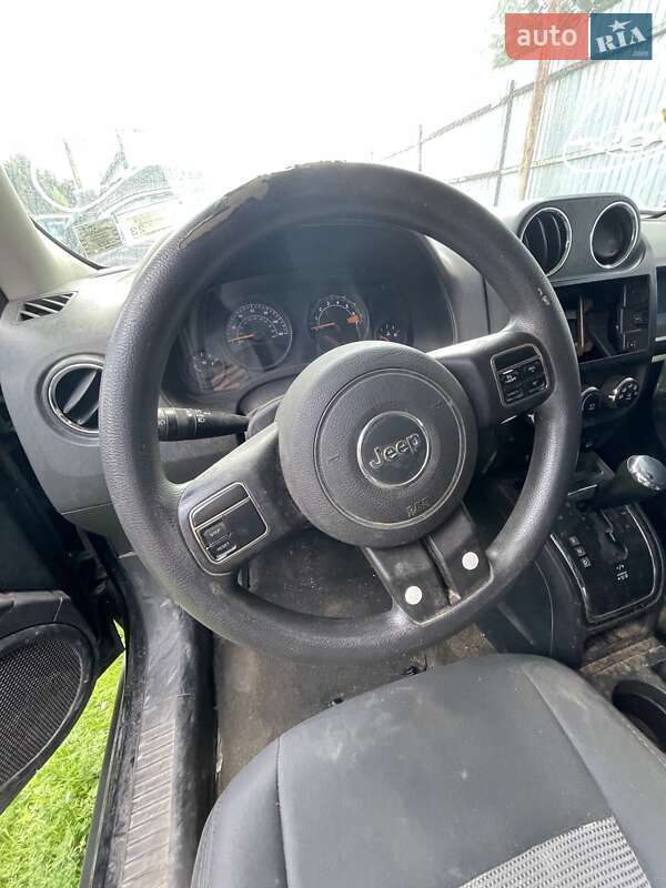 Позашляховик / Кросовер Jeep Patriot 2014 в Львові