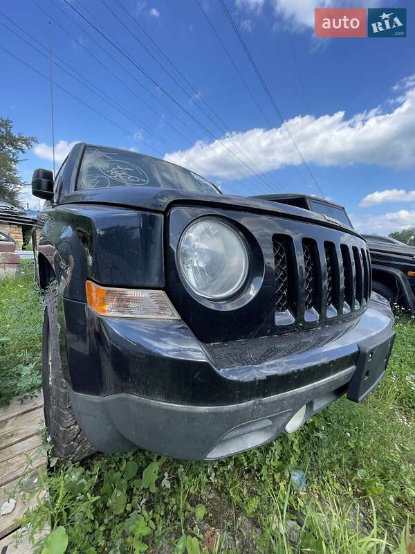 Позашляховик / Кросовер Jeep Patriot 2014 в Львові