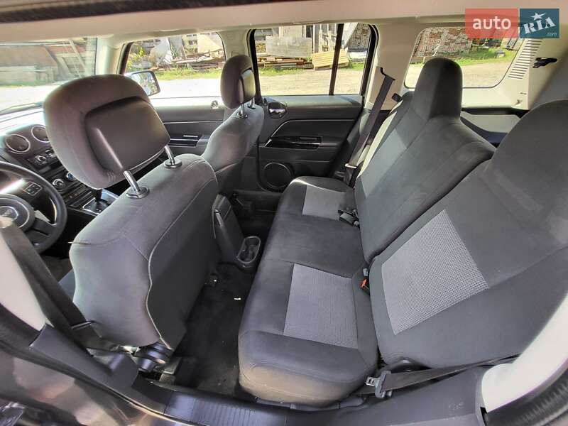 Позашляховик / Кросовер Jeep Patriot 2015 в Чернівцях