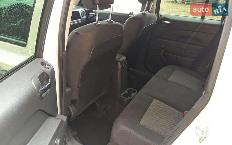 Позашляховик / Кросовер Jeep Patriot 2015 в Львові