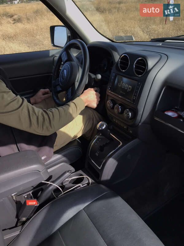 Позашляховик / Кросовер Jeep Patriot 2016 в Миколаєві